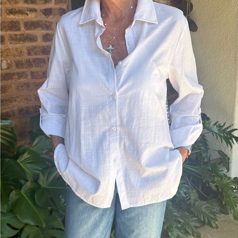 White Blouse with Crisp Collar and Sheer back with Pearl Detail - Picture 3 of 6